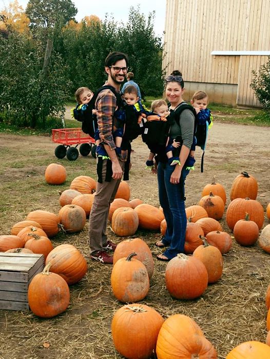 Quadruplet Family TwinGo-ing! 👶👶👶👶